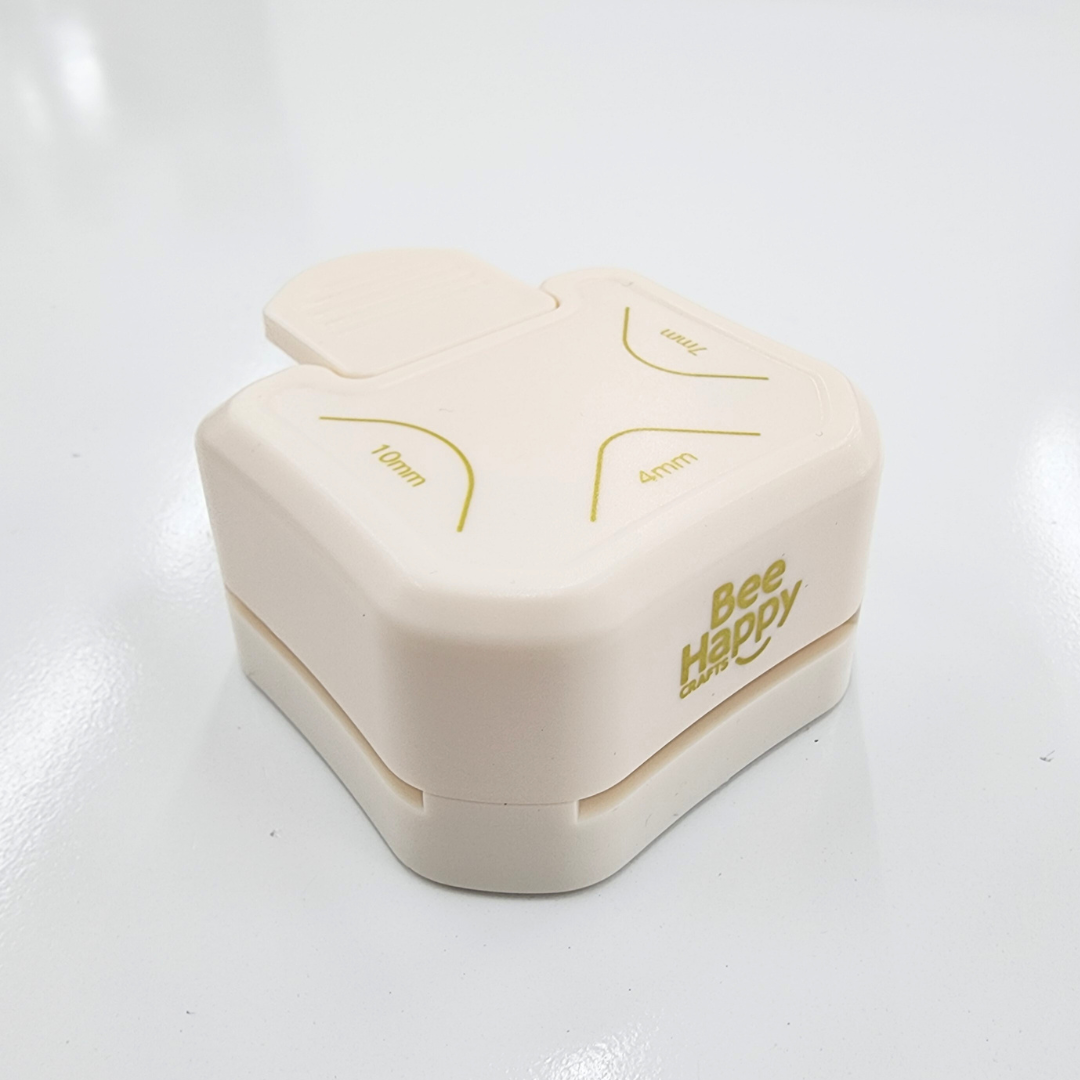 Bee Happy 3-in-1 Corner Rounder Punch