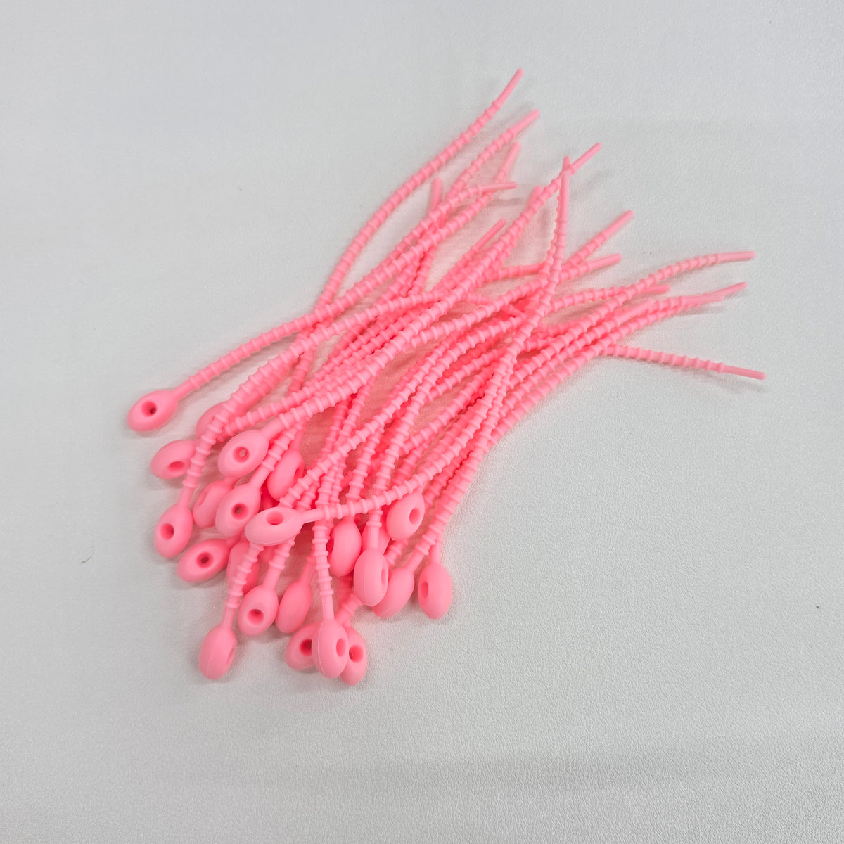 Bee Happy Silicone Tie for Keychains (25pcs)