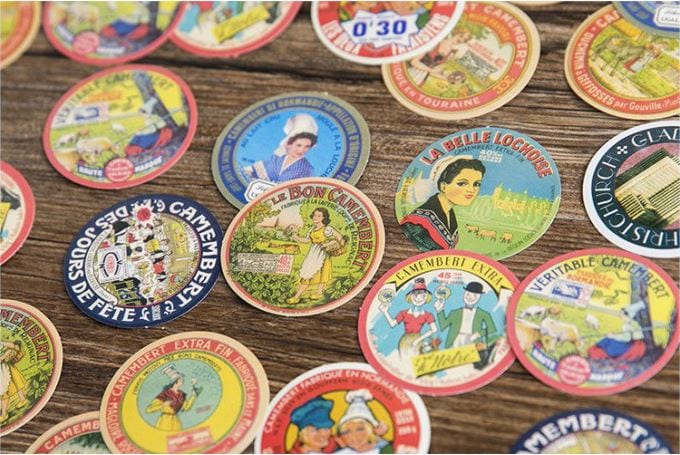 Mo Card Retro Camembert and Other Round Labels Sticker Flakes in a Box