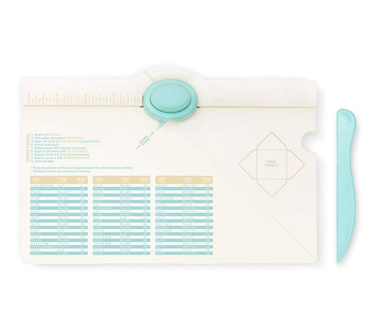 Planche de perforation pour enveloppes We R Memory Keepers