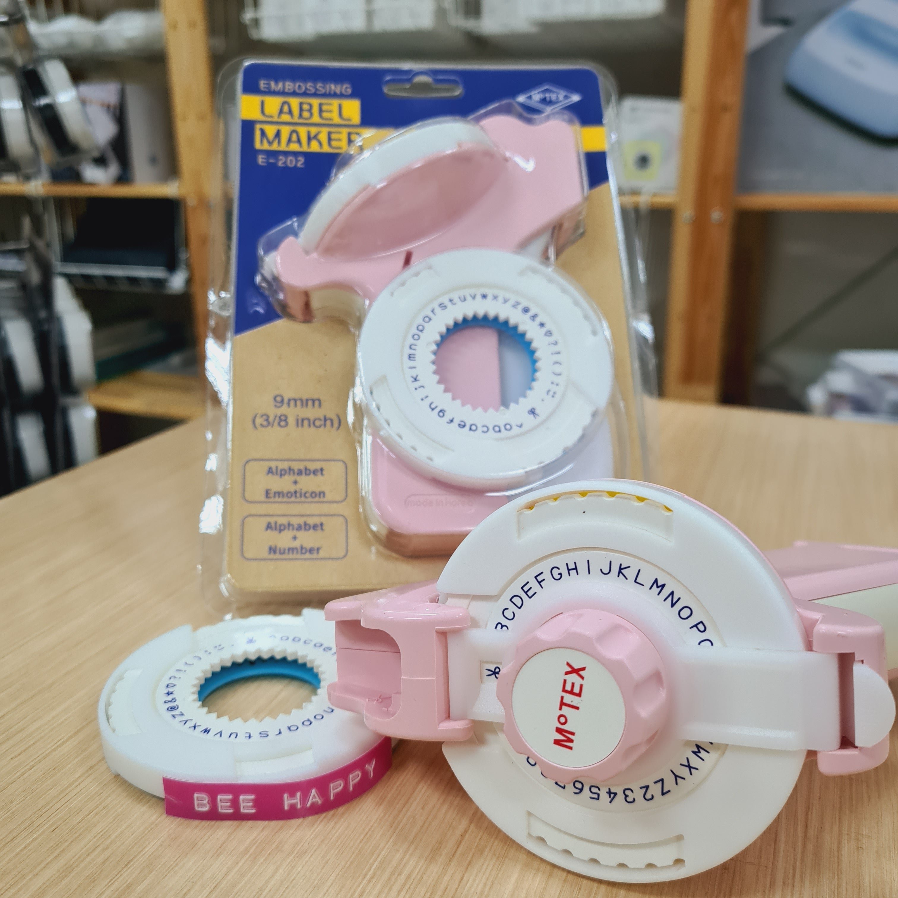 Motex E202 Label Maker / Tape Writer