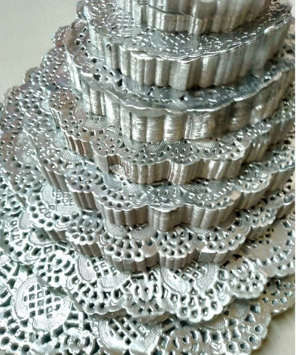 Large Silver Paper Doilies - Classic (Available Sizes: 7.5" - 10.5")