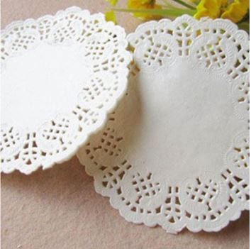 White Paper Doilies - Classic (Available Sizes: 3.5" - 6.5")